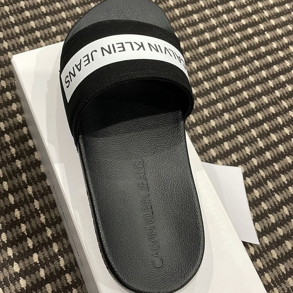 Calvin Klein Slides - Picture 7 of 7